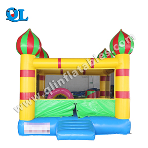 Inflatable bouncer